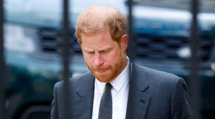 Prince Harry guaranteed fame over ‘salacious’ details on Royals